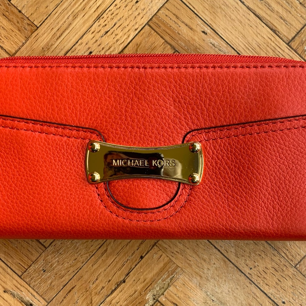 Never Used MICHAEL Michael Kors wallet